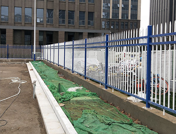 �\䓇��ڃr��